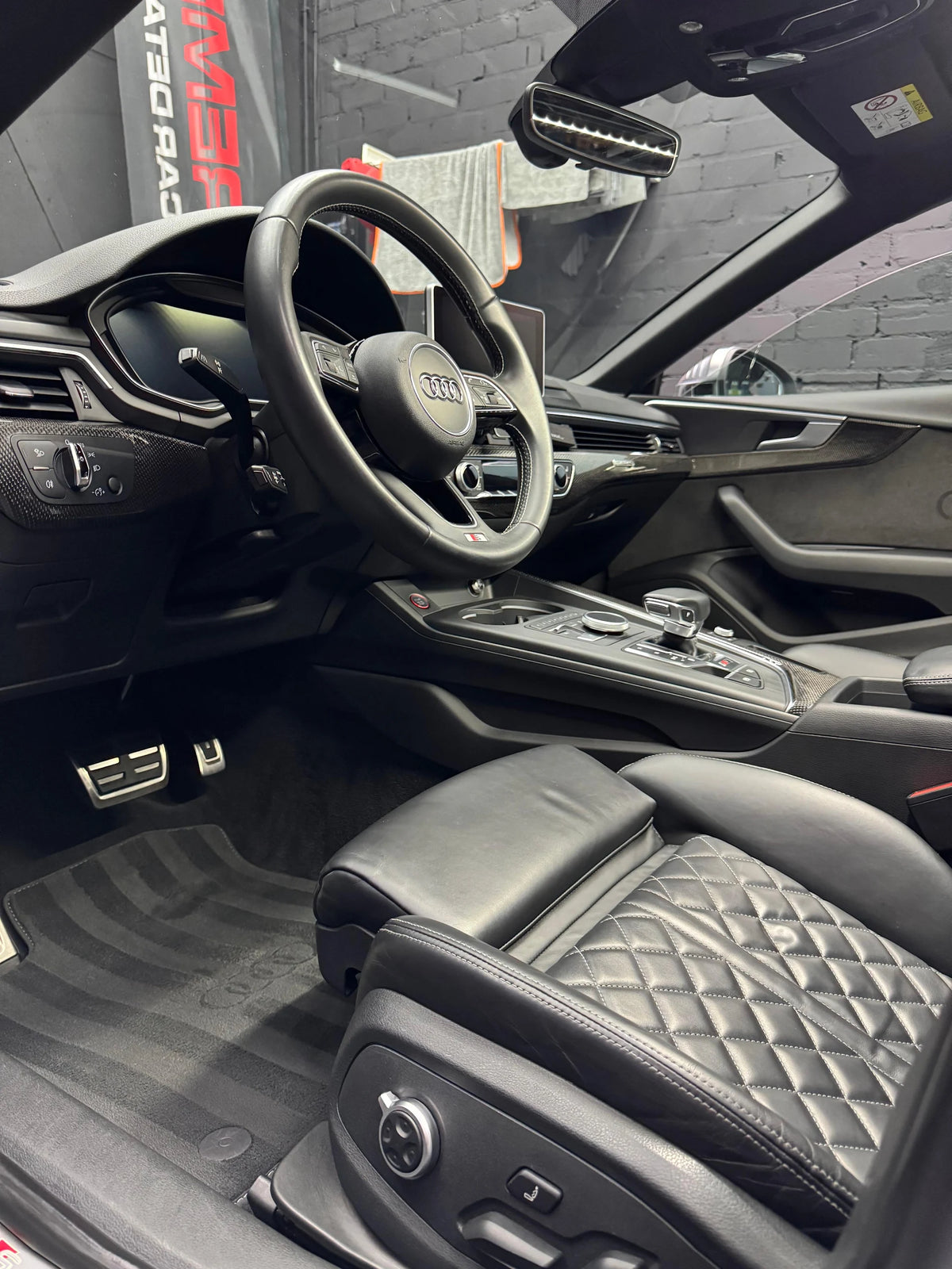 Innenraumreinigung Audi
